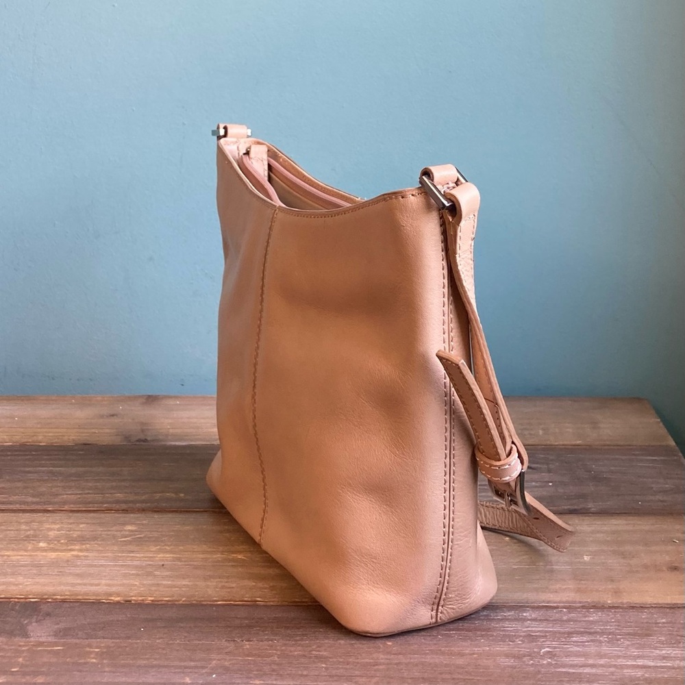 Vintage Etienne Aigner Tan Leather Bag - Picture 5 of 8